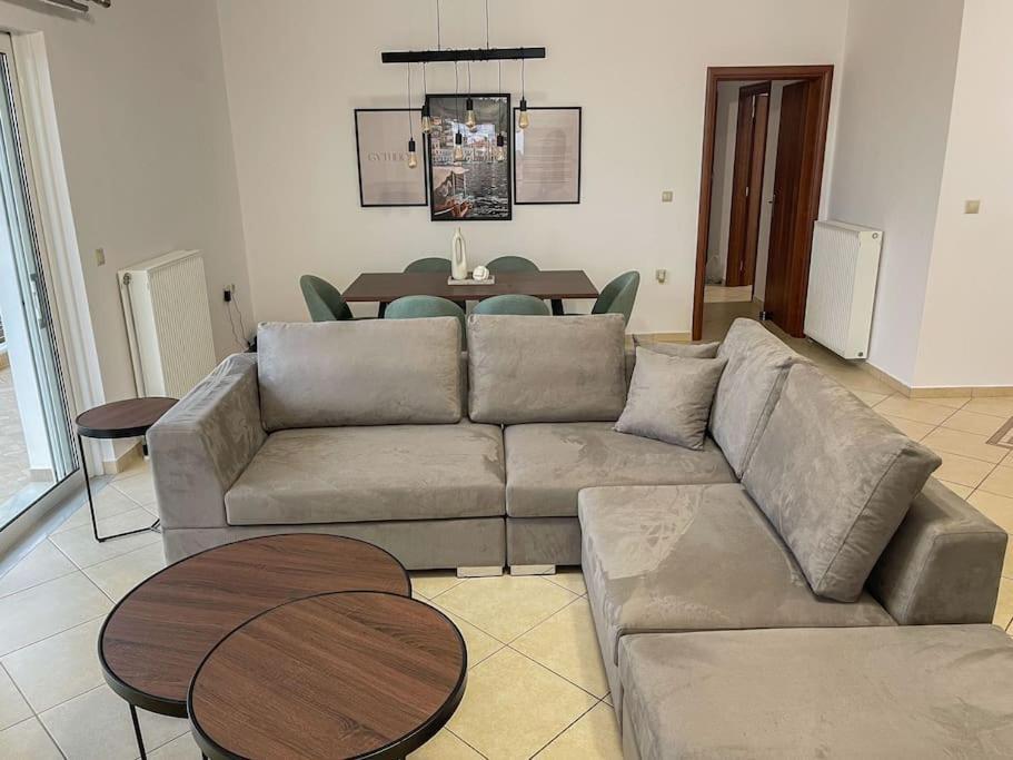 Afroditi'S Apartment Superb View Gythio Zewnętrze zdjęcie