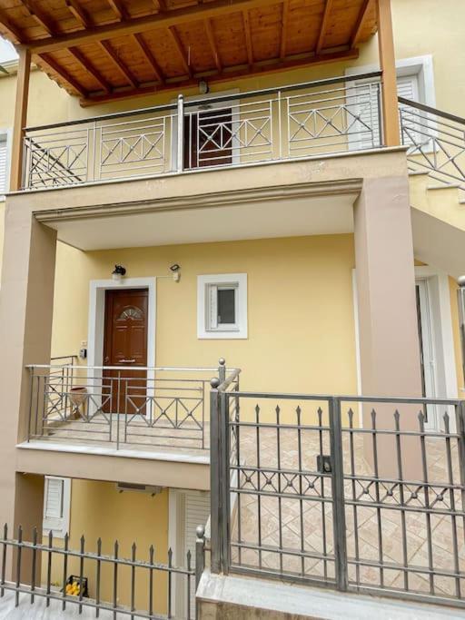 Afroditi'S Apartment Superb View Gythio Zewnętrze zdjęcie